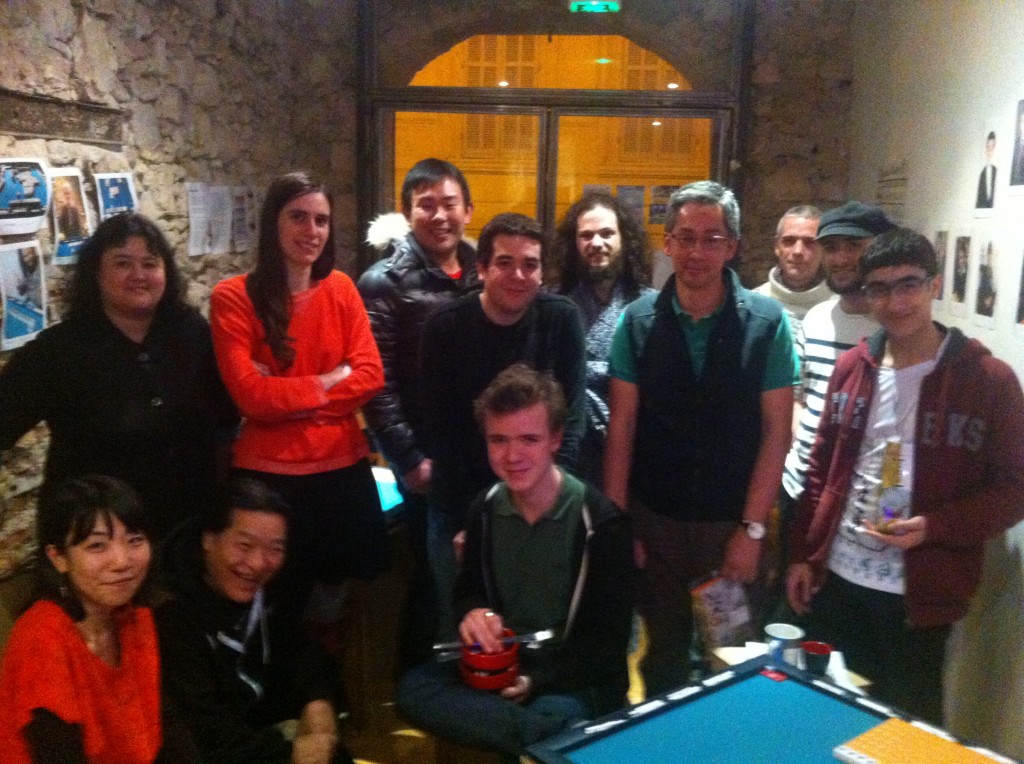Les participants du tournoi. Désolé pour la qualité de la photo !